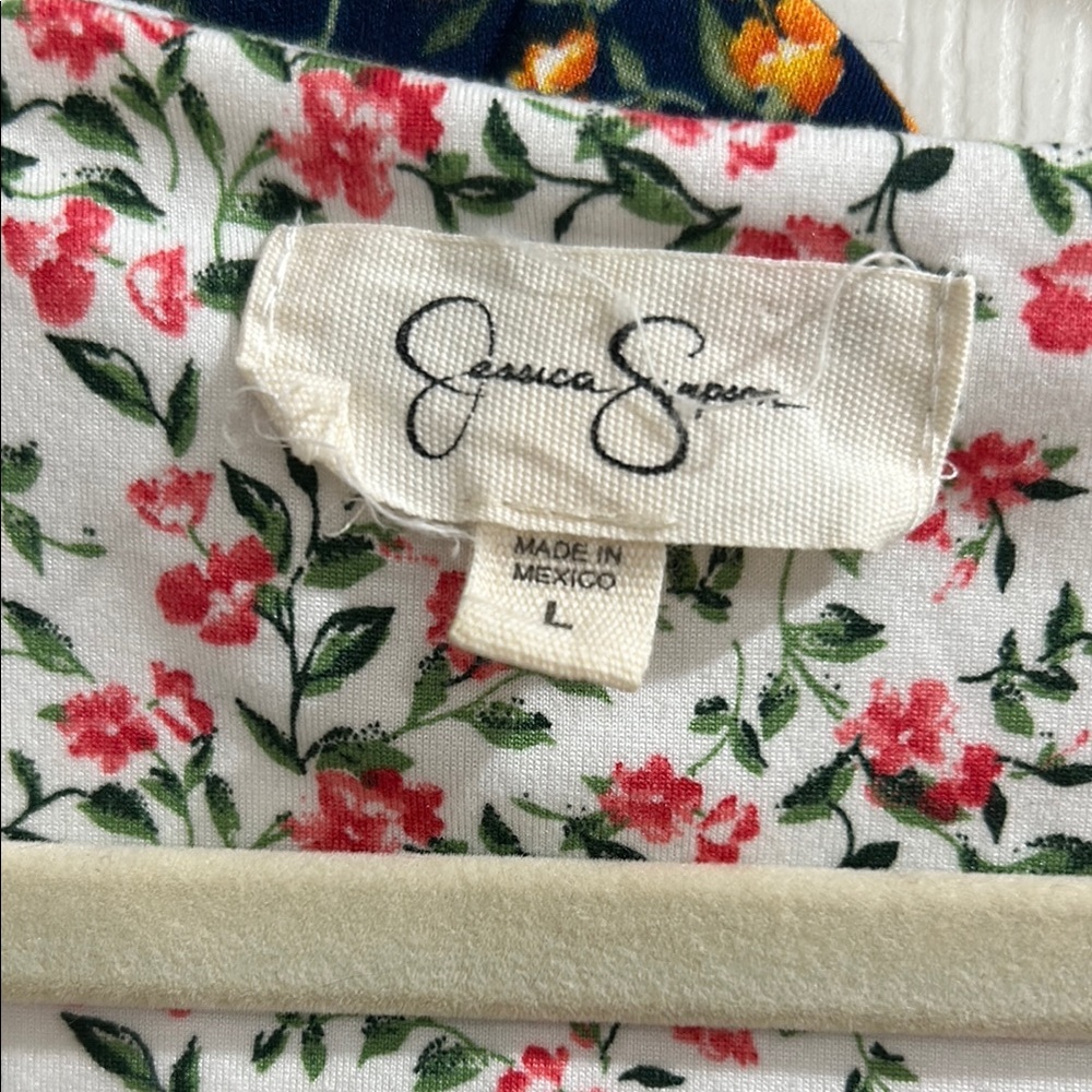 Pack of Floral Print Women's Dress - Picture 2 of 8